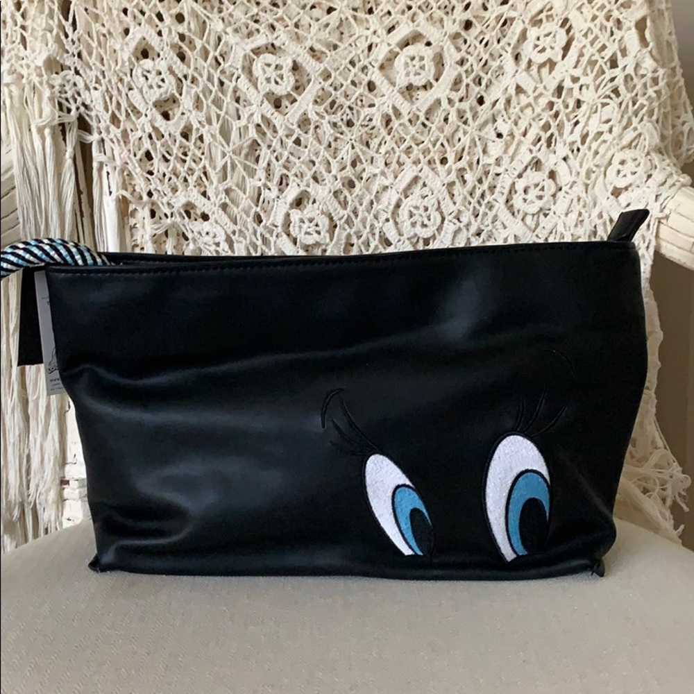 Zara Looney Tunes collab clutch